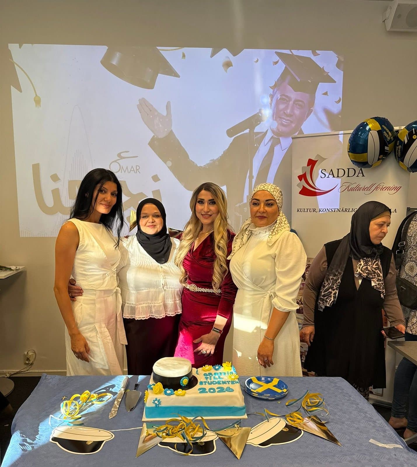 حول الحلوى المكتوب عليها Grattis till studenten 2026
